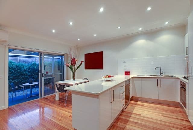 45 Steane Street, RESERVOIR VIC 3073, Reservoir - Thumbnail 3
