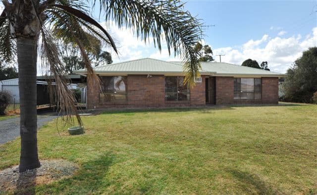 40 Gowrie Street, KINGSTHORPE QLD 4400, Kingsthorpe - Image 1