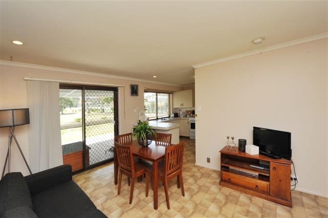 40 Gowrie Street, KINGSTHORPE QLD 4400, Kingsthorpe - Thumbnail 4