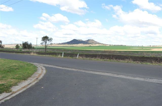 40 Gowrie Street, KINGSTHORPE QLD 4400, Kingsthorpe - Thumbnail 8