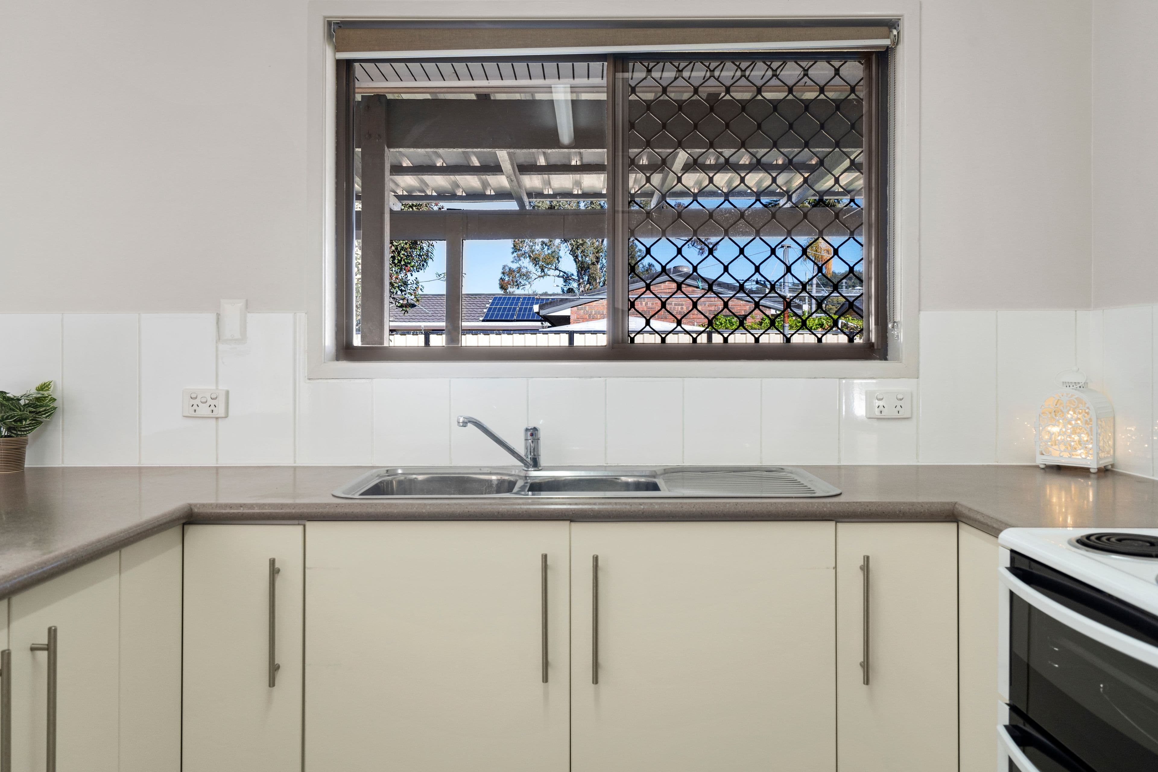 42 Glendevon Crescent, Mount Warren Park QLD 4207, Mount Warren Park - Thumbnail 7