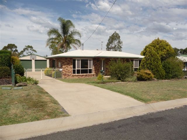 11 Crockers Road, WESTBROOK QLD 4350, Westbrook - Image 1