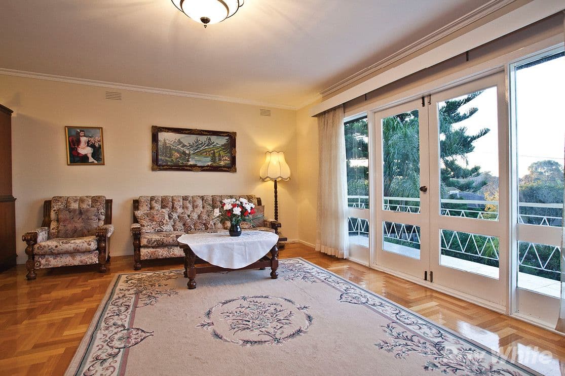 27 Ingleside Crescent, GLEN WAVERLEY VIC 3150, Glen Waverley - Thumbnail 5