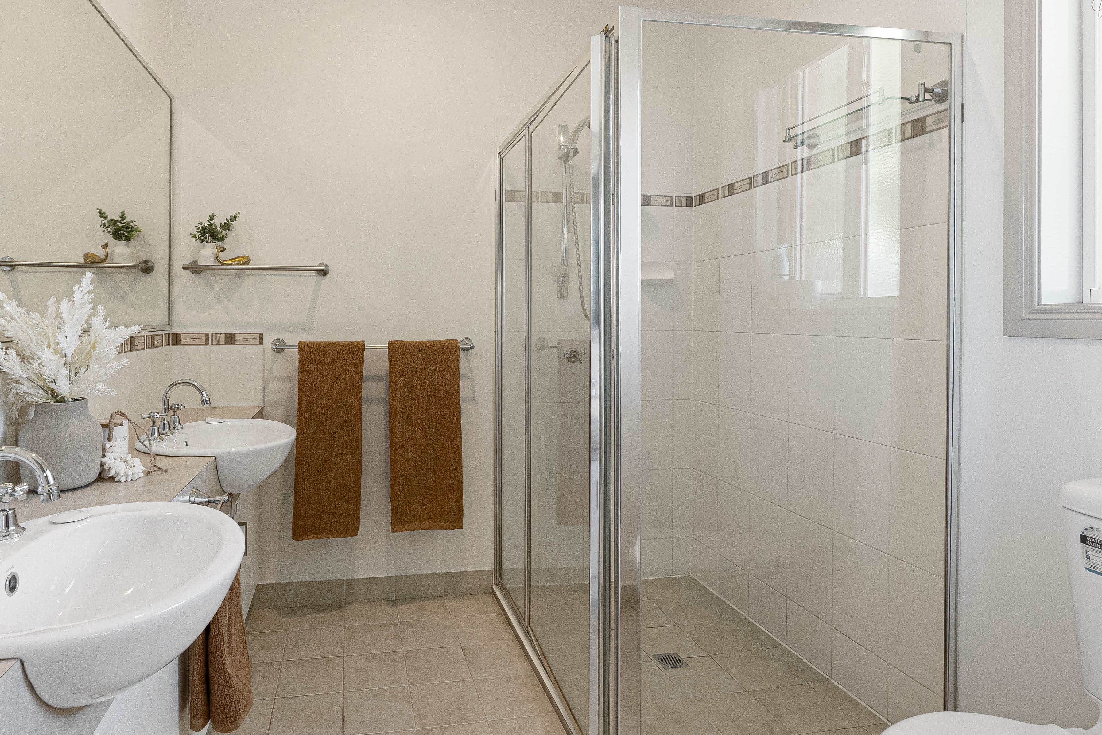 2 Macquarie Circuit, Pakenham VIC 3810, Pakenham - Thumbnail 7