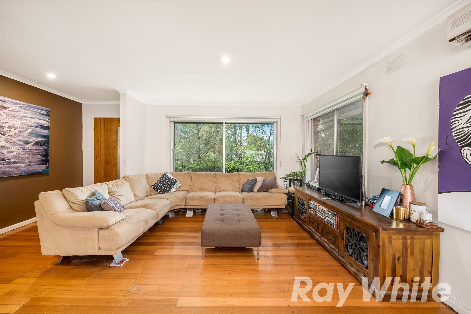33 Bunnett Road, Knoxfield VIC 3180, Knoxfield - Thumbnail 2