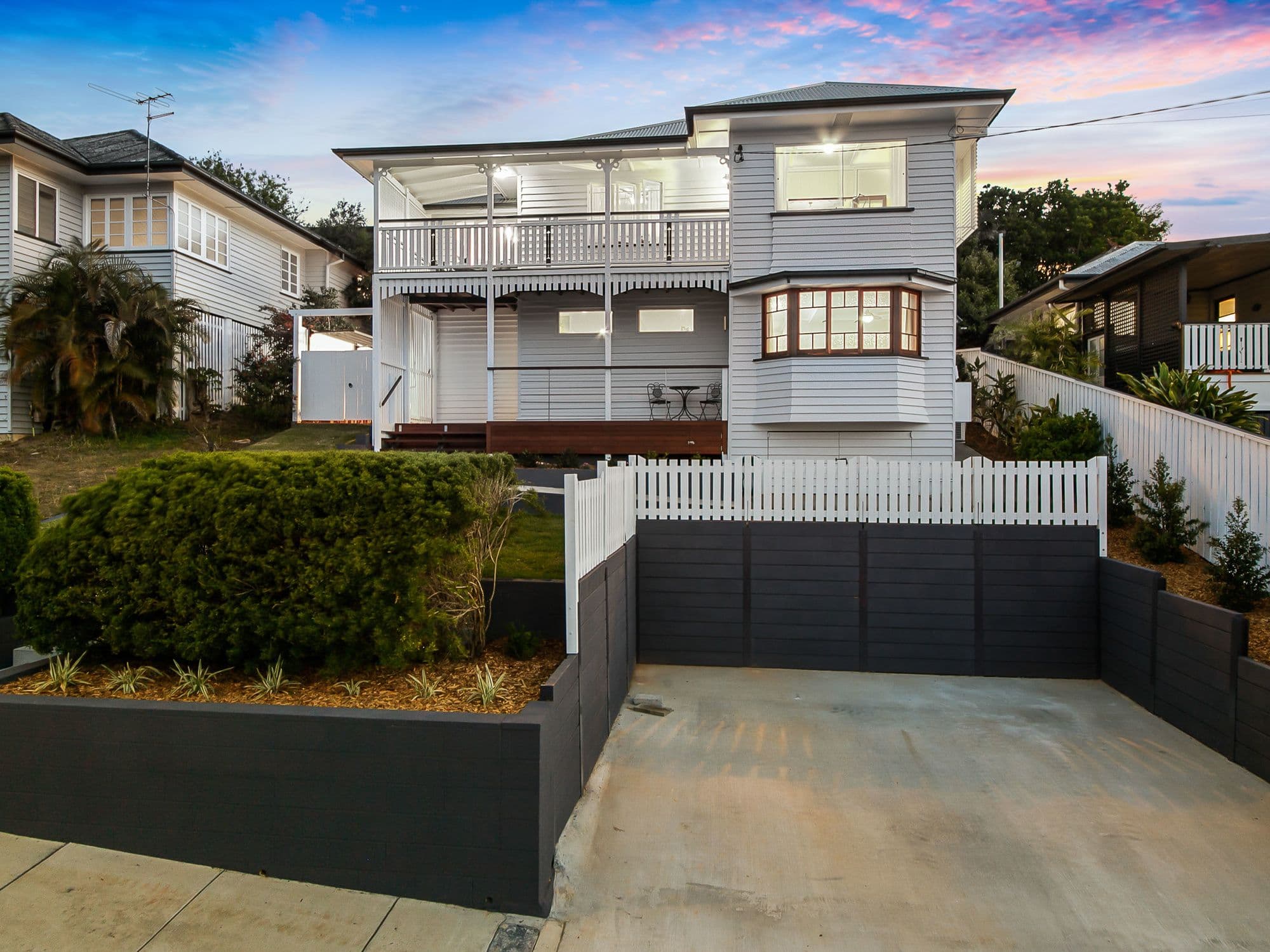 27 Oxley Drive, Holland Park QLD 4121, Holland Park - Image 1