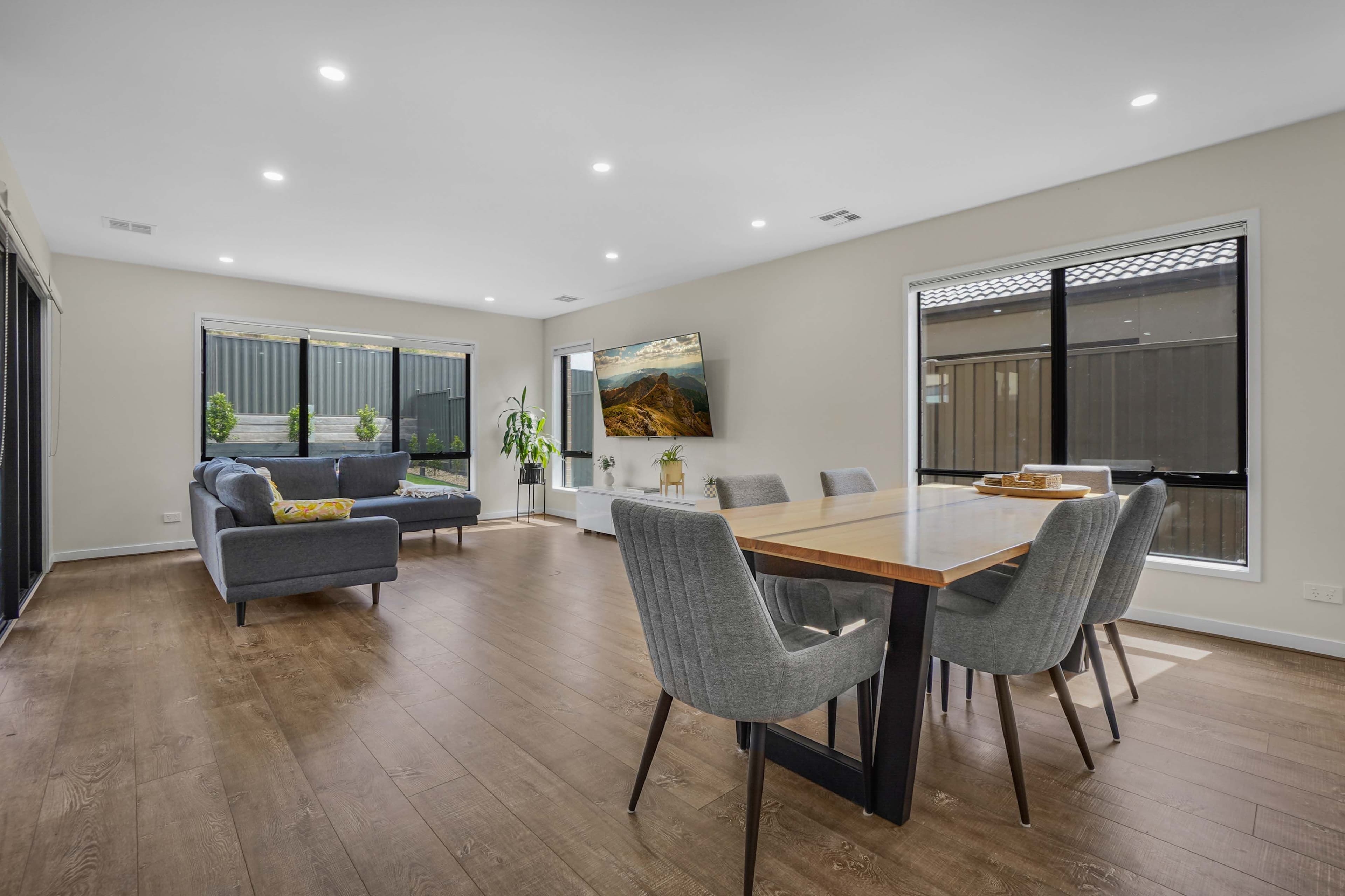 26 Heavenly Crescent, Pakenham VIC 3810, Pakenham - Thumbnail 3