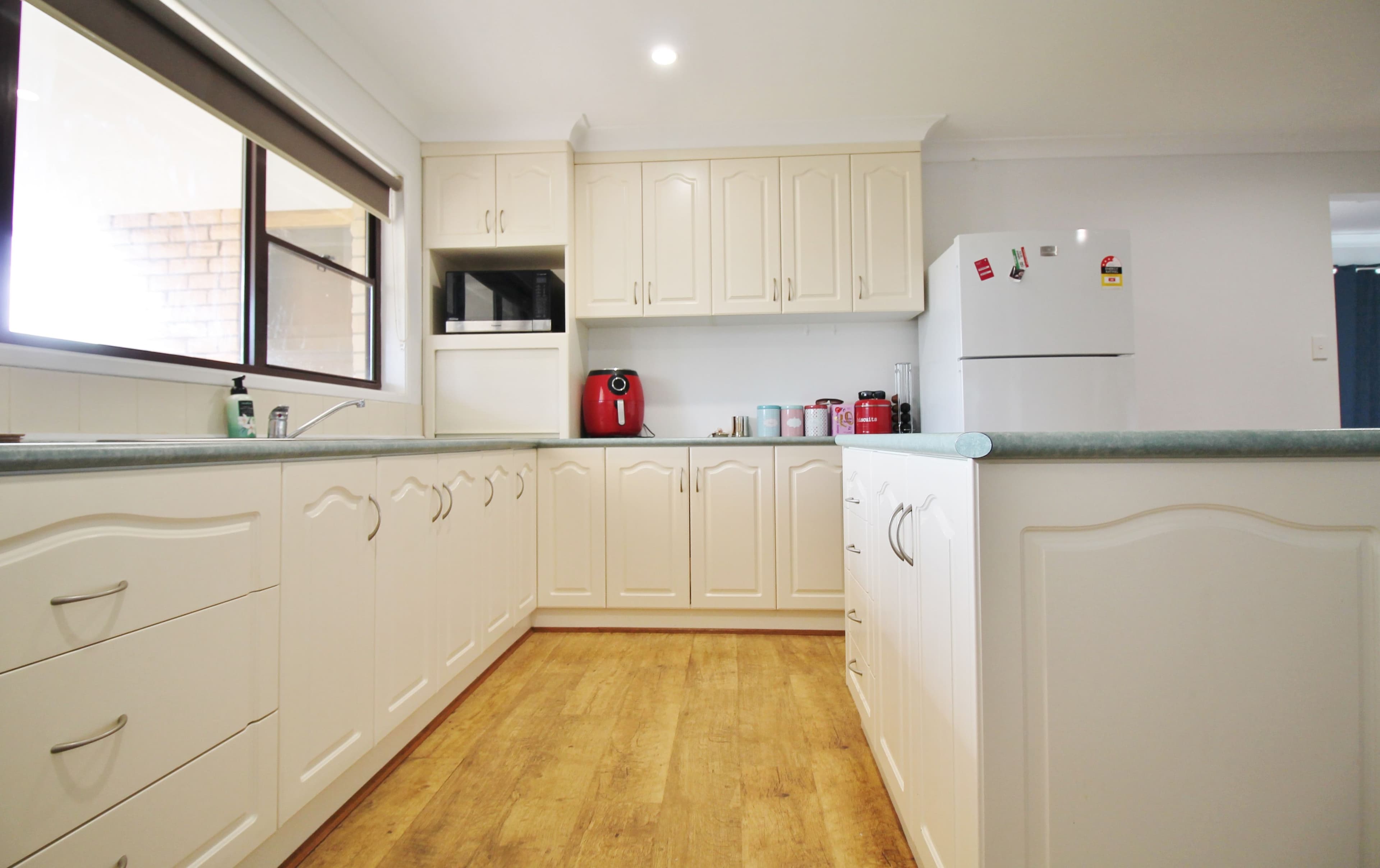 118 Wombat Street, Young NSW 2594, Young - Thumbnail 3