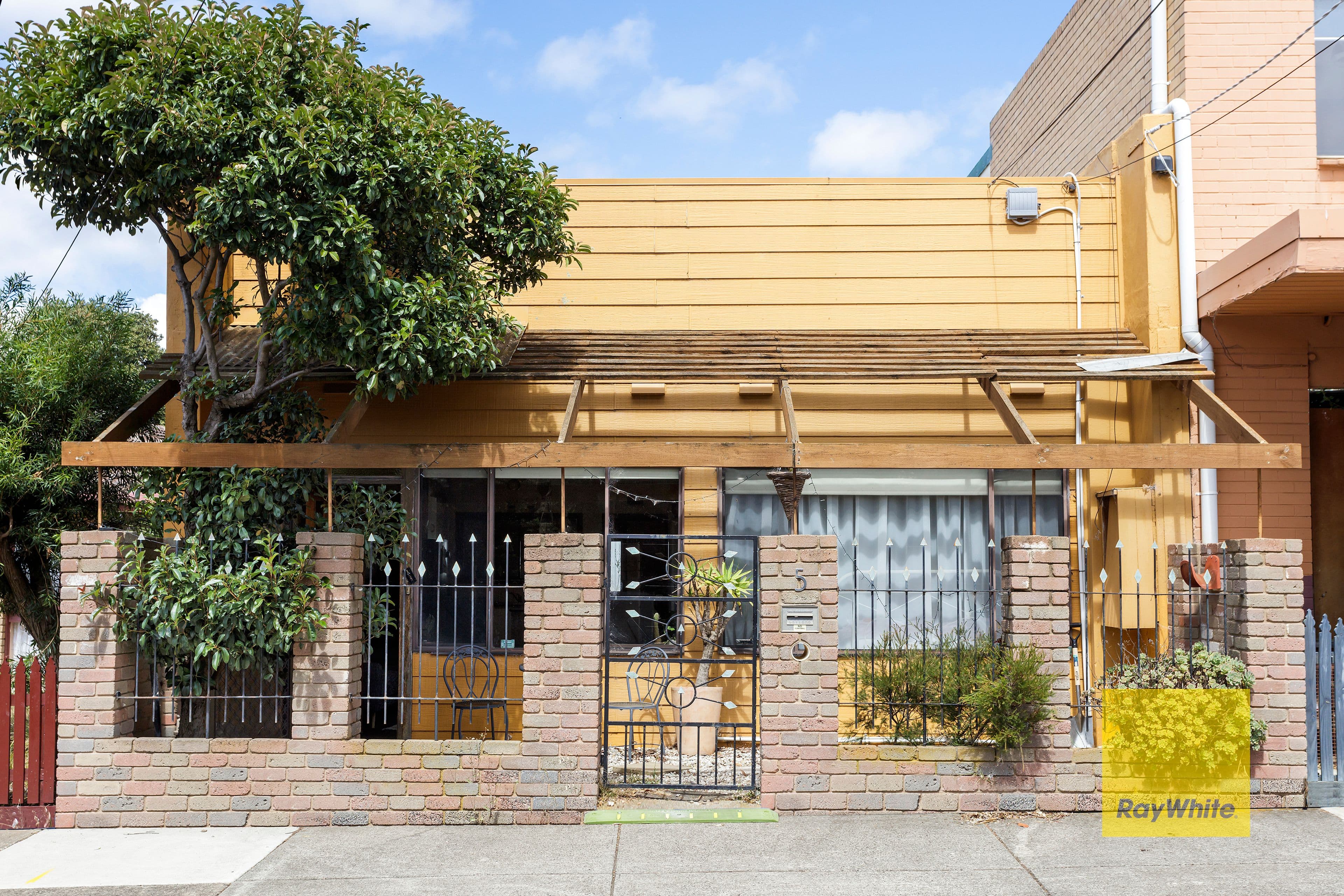 5 Fairlie Street, Hamlyn Heights VIC 3215, Hamlyn Heights - Thumbnail 2
