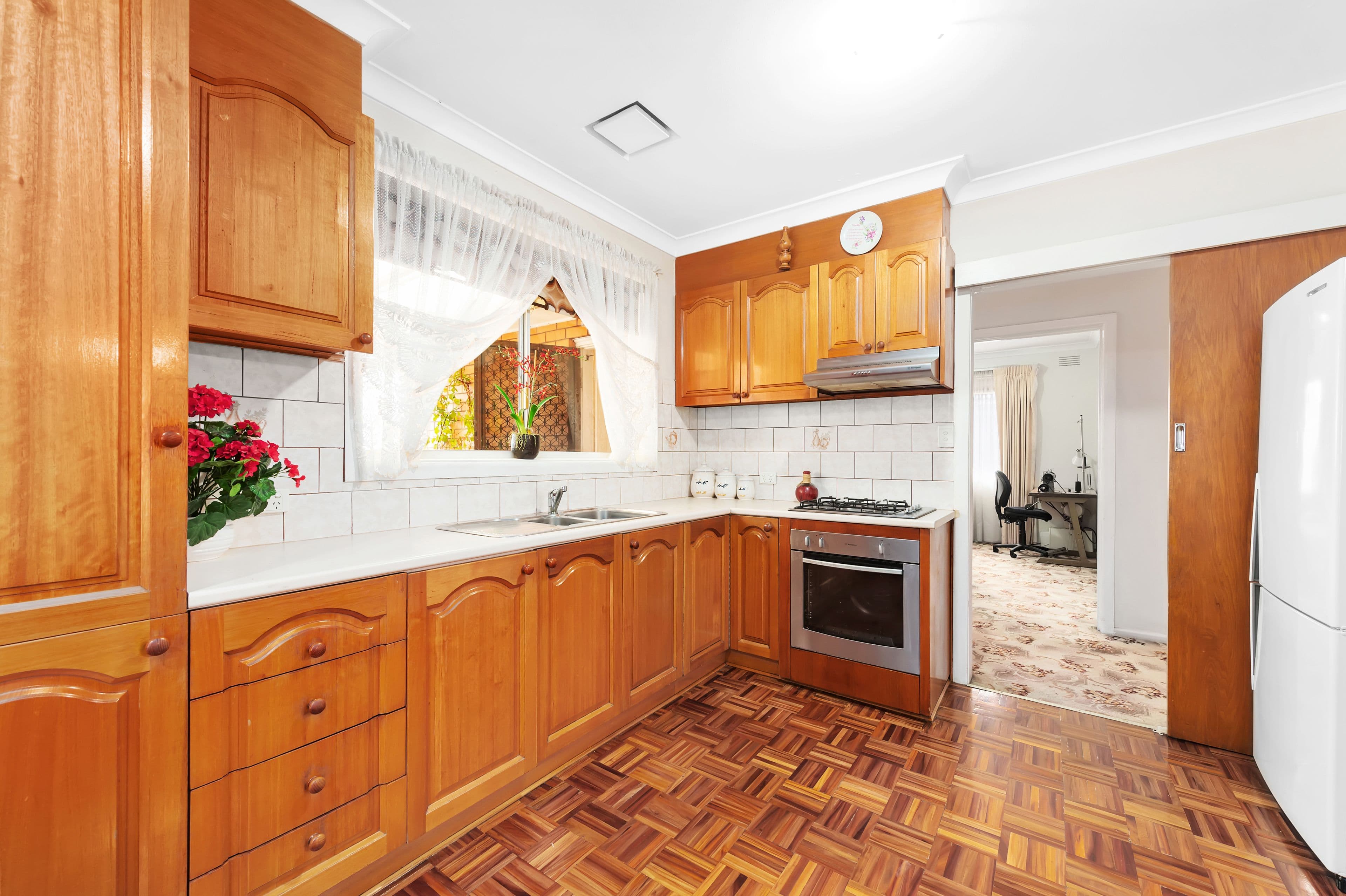 31 Kingsway Drive, Lalor VIC 3075, Lalor - Thumbnail 3