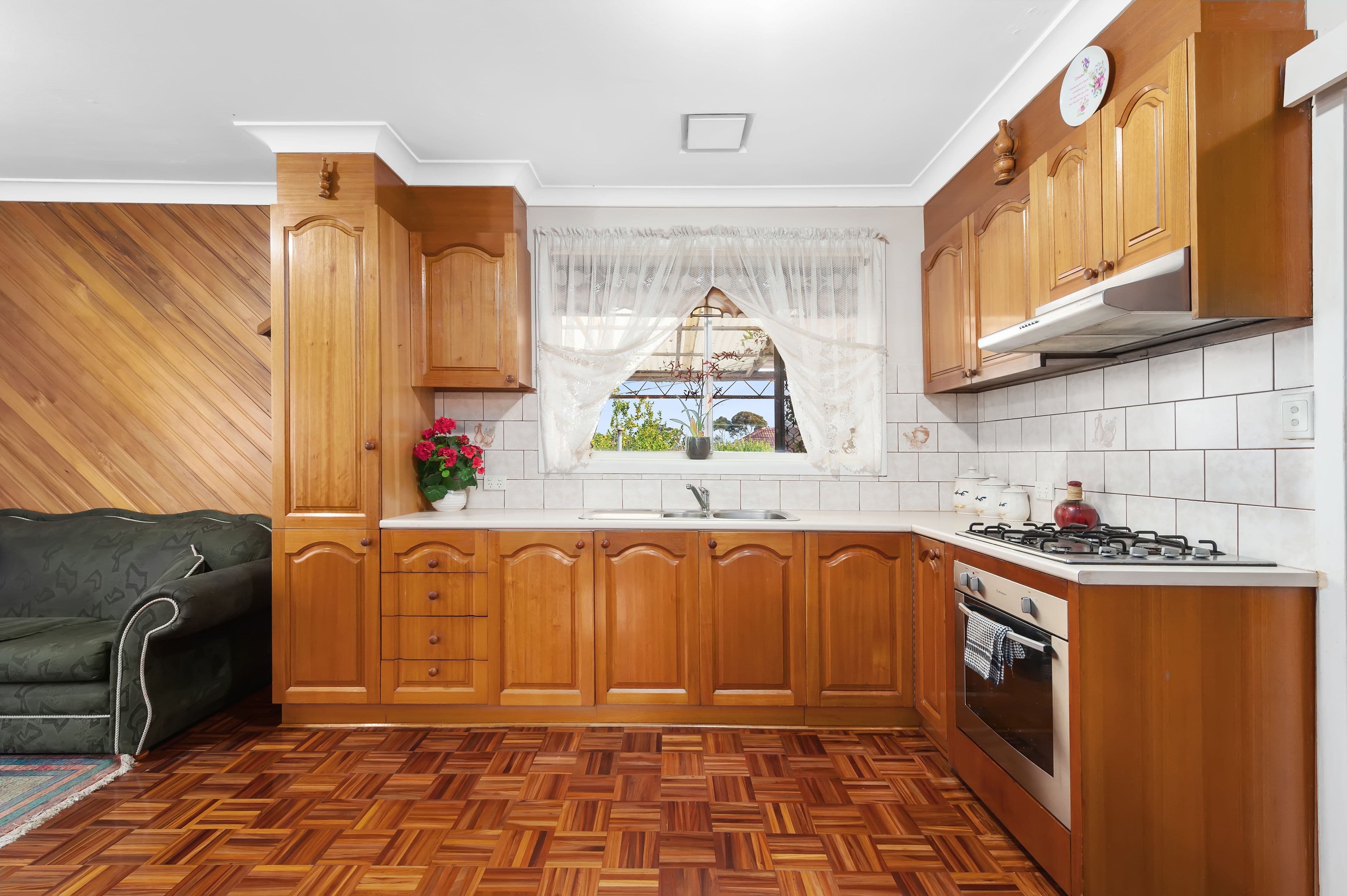 31 Kingsway Drive, Lalor VIC 3075, Lalor - Thumbnail 4