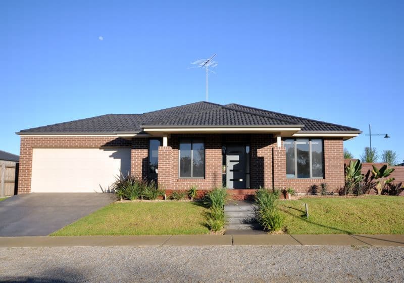 15 Darriwell Drive, BANNOCKBURN VIC 3331, Bannockburn - Image 1