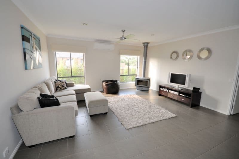 15 Darriwell Drive, BANNOCKBURN VIC 3331, Bannockburn - Thumbnail 5