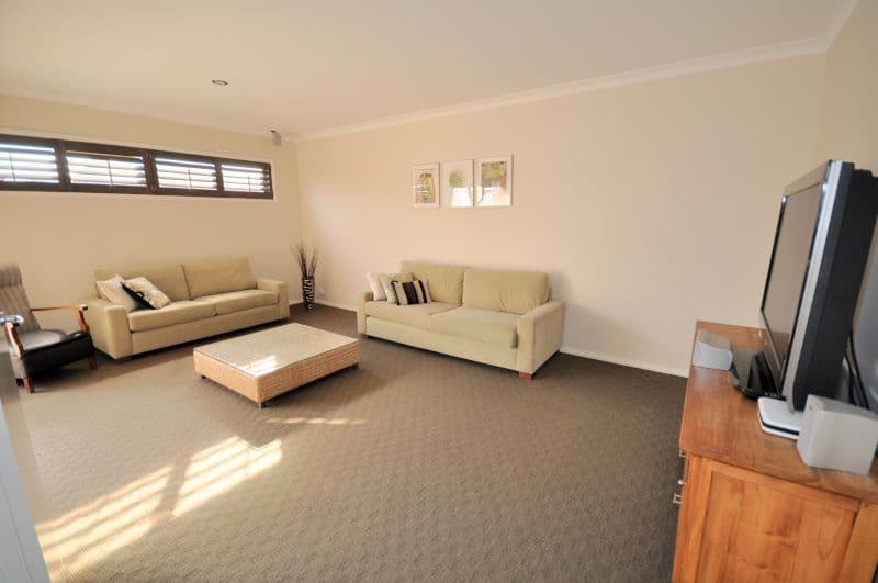 15 Darriwell Drive, BANNOCKBURN VIC 3331, Bannockburn - Thumbnail 8