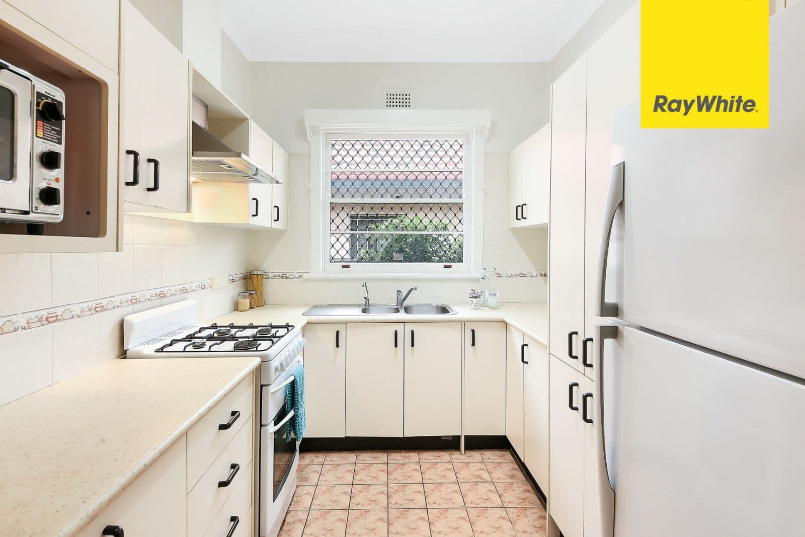 8 Sofala Street, Riverwood - Thumbnail 6
