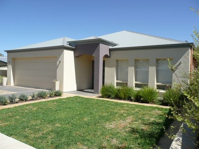 26a Fourth Street, LOXTON SA 5333, Loxton - Image 1