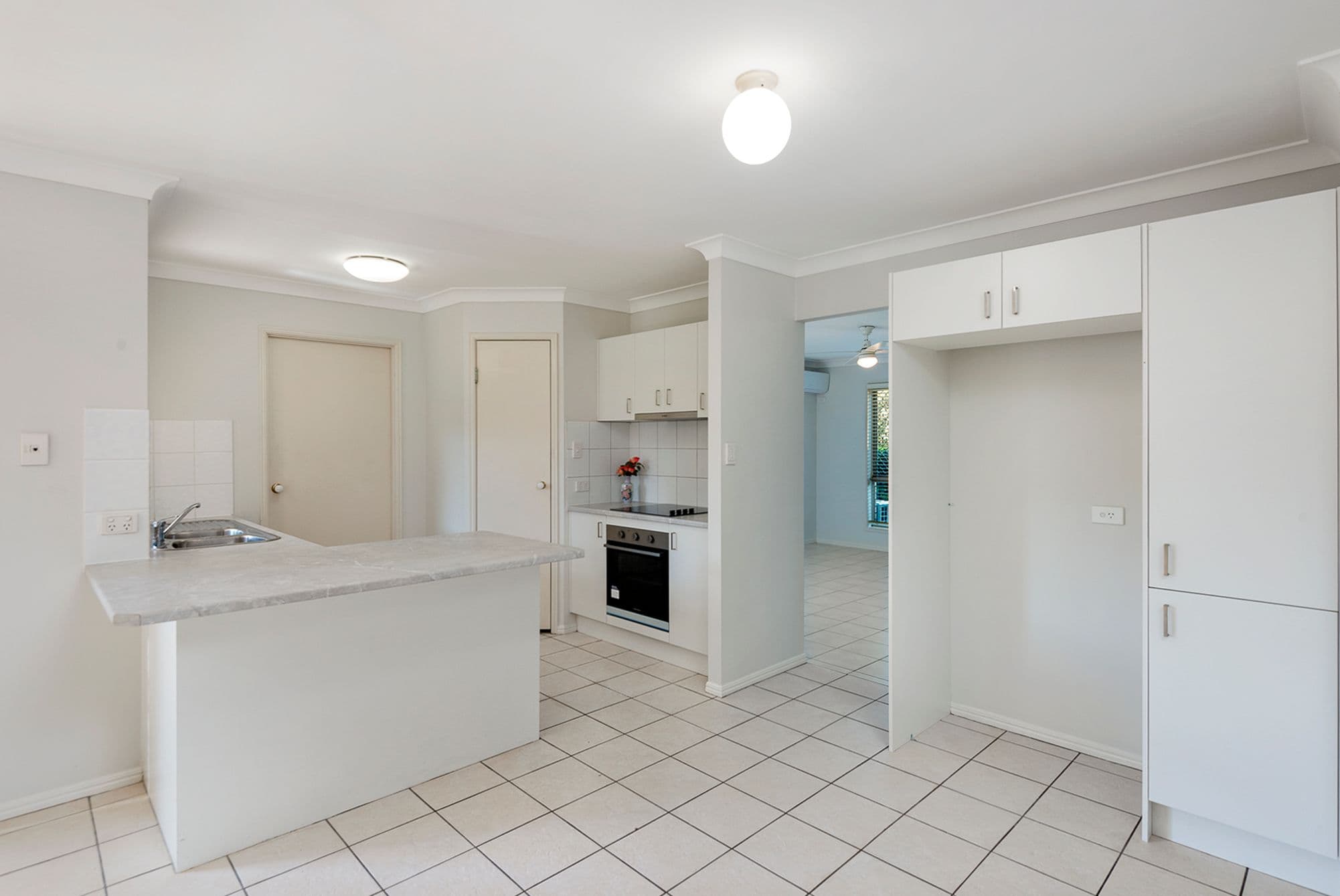 3 Anatini Place, Forest Lake QLD 4078, Forest Lake - Thumbnail 2