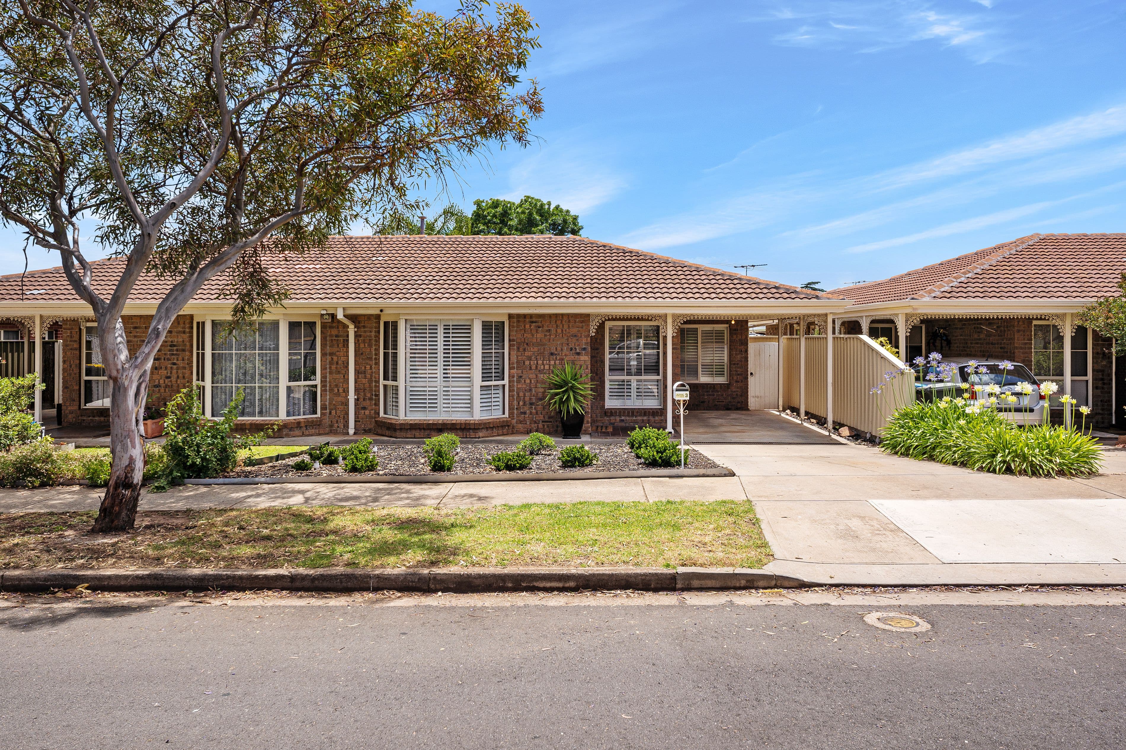 7 Hillsea Avenue, Clearview SA 5085, Clearview - Thumbnail 2