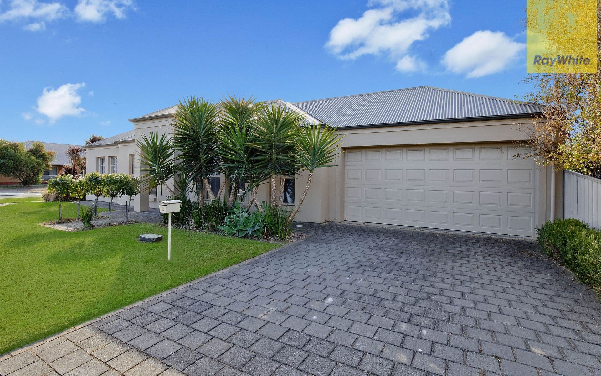 15 Hughes Avenue, Henley Beach SA 5022, Henley Beach - Thumbnail 2