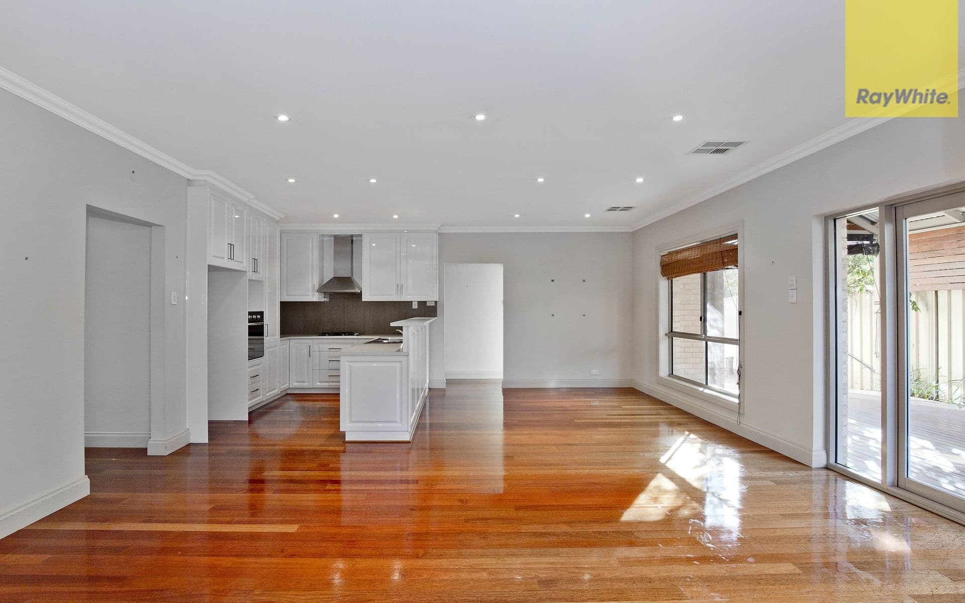 15 Hughes Avenue, Henley Beach SA 5022, Henley Beach - Thumbnail 4