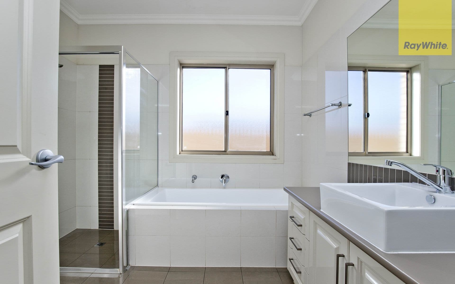 15 Hughes Avenue, Henley Beach SA 5022, Henley Beach - Thumbnail 8