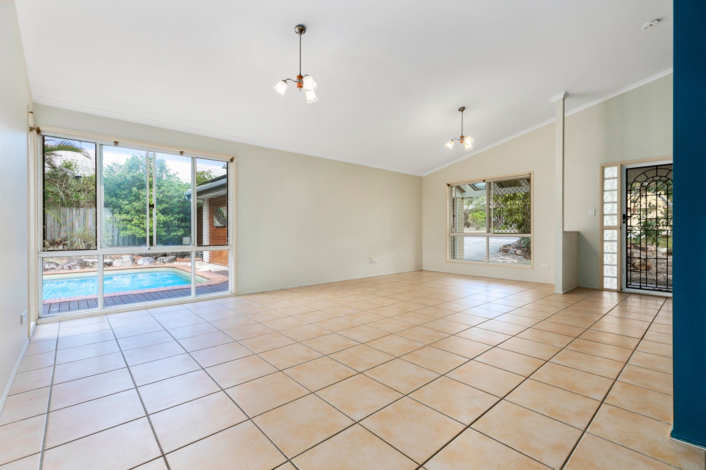 20 Dayspring Street, Sunrise Beach QLD 4567, Sunrise Beach - Thumbnail 5