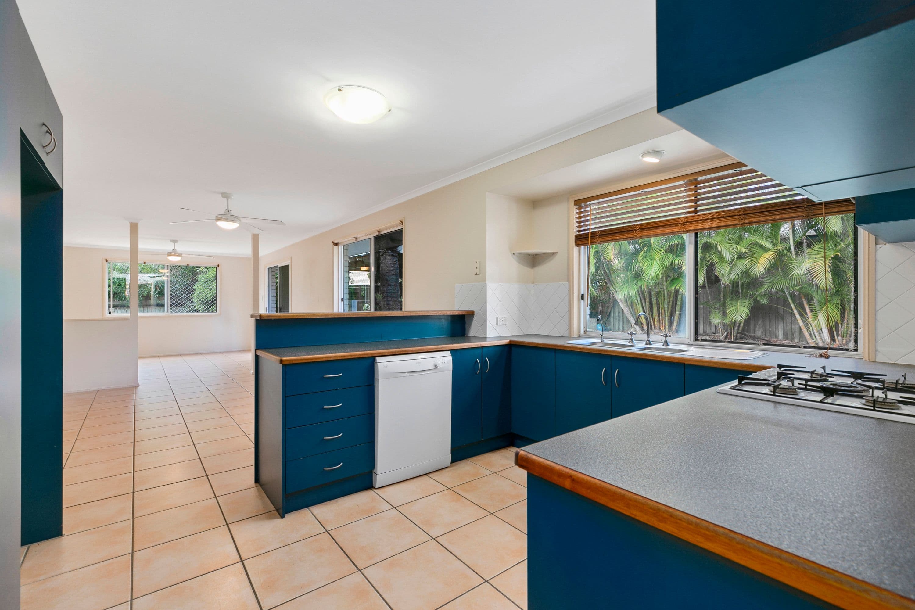 20 Dayspring Street, Sunrise Beach QLD 4567, Sunrise Beach - Thumbnail 6