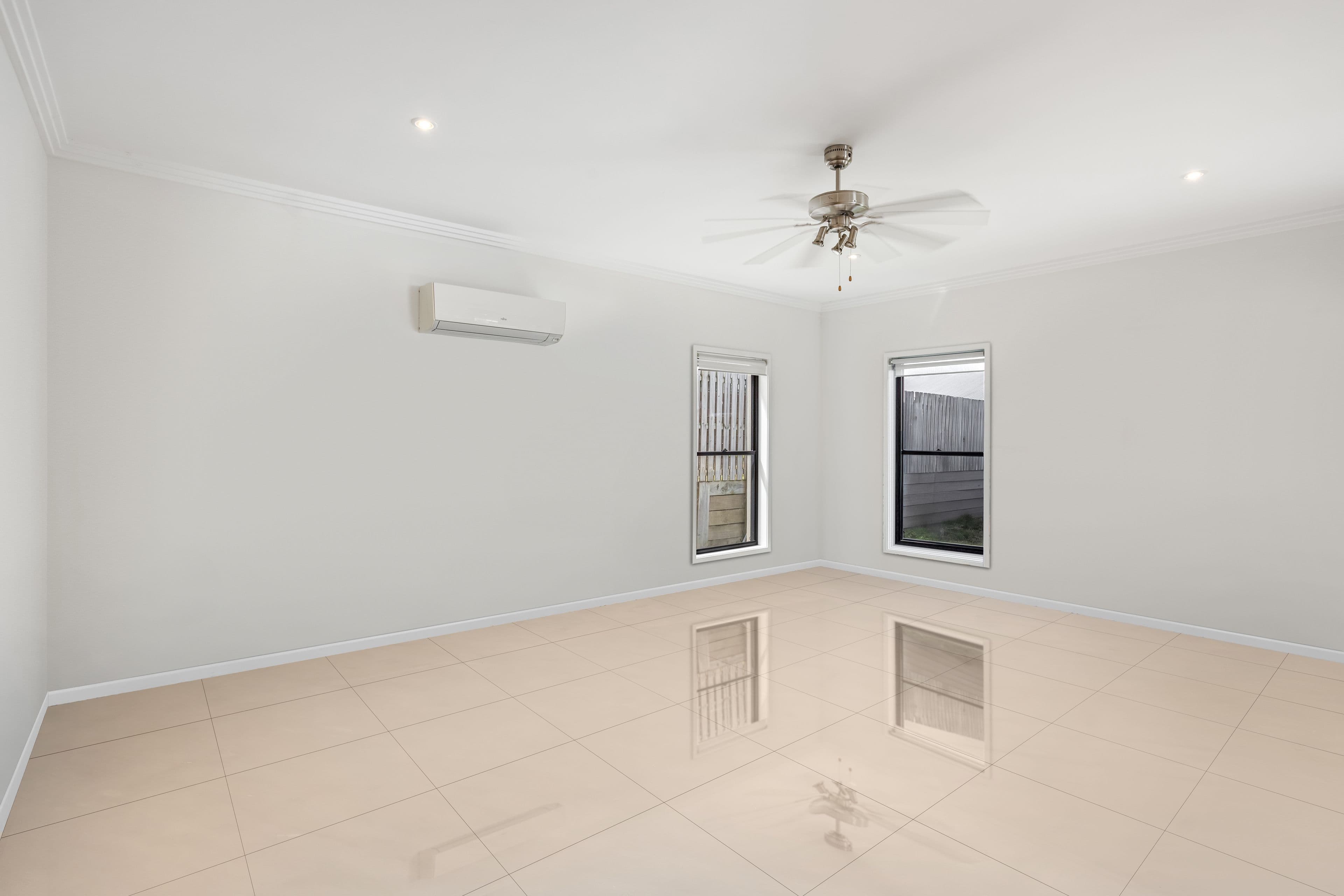 23 Torrington Street, Upper Coomera QLD 4209, Upper Coomera - Thumbnail 4