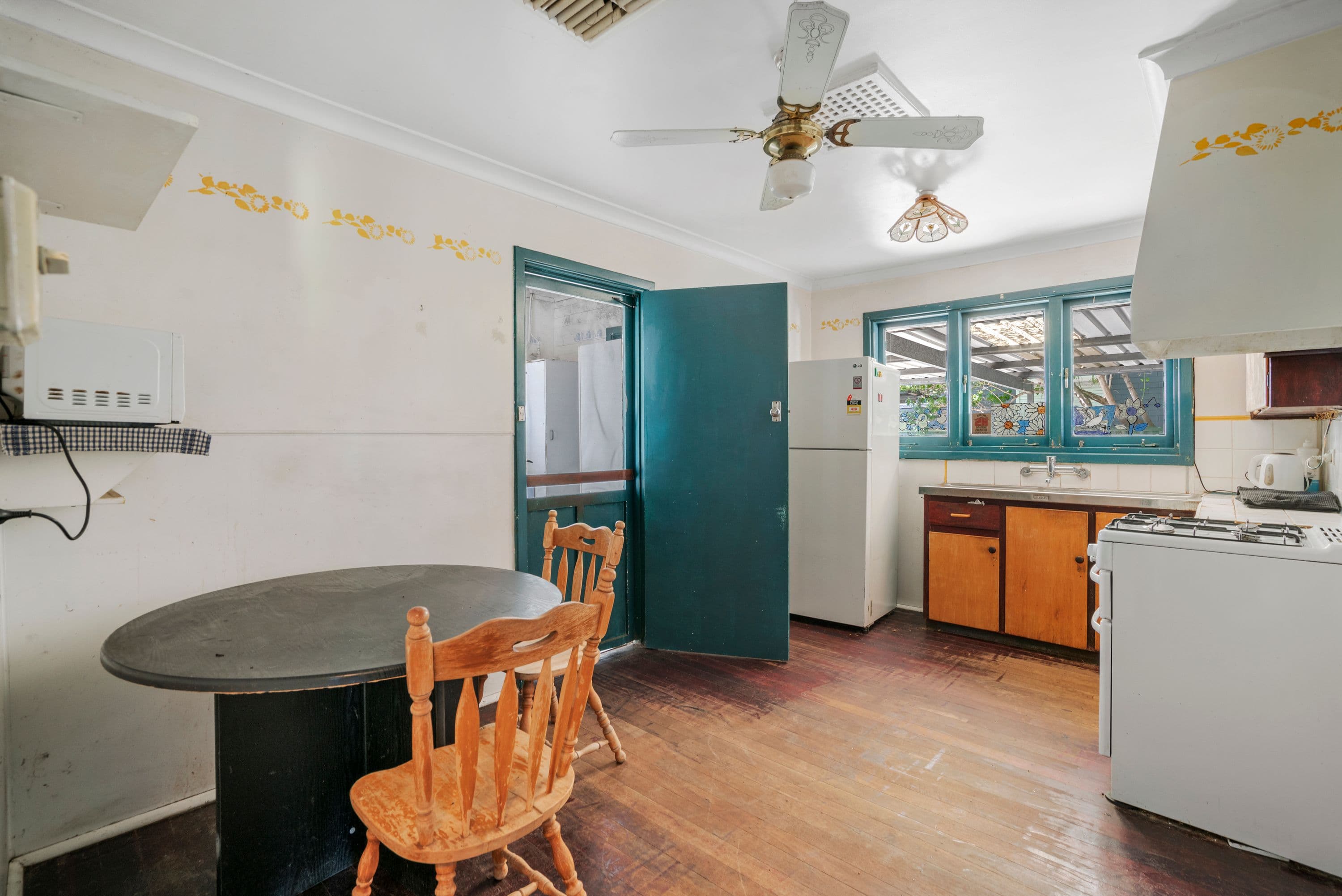 44 Cameron Street, Langford WA 6147, Langford - Thumbnail 3