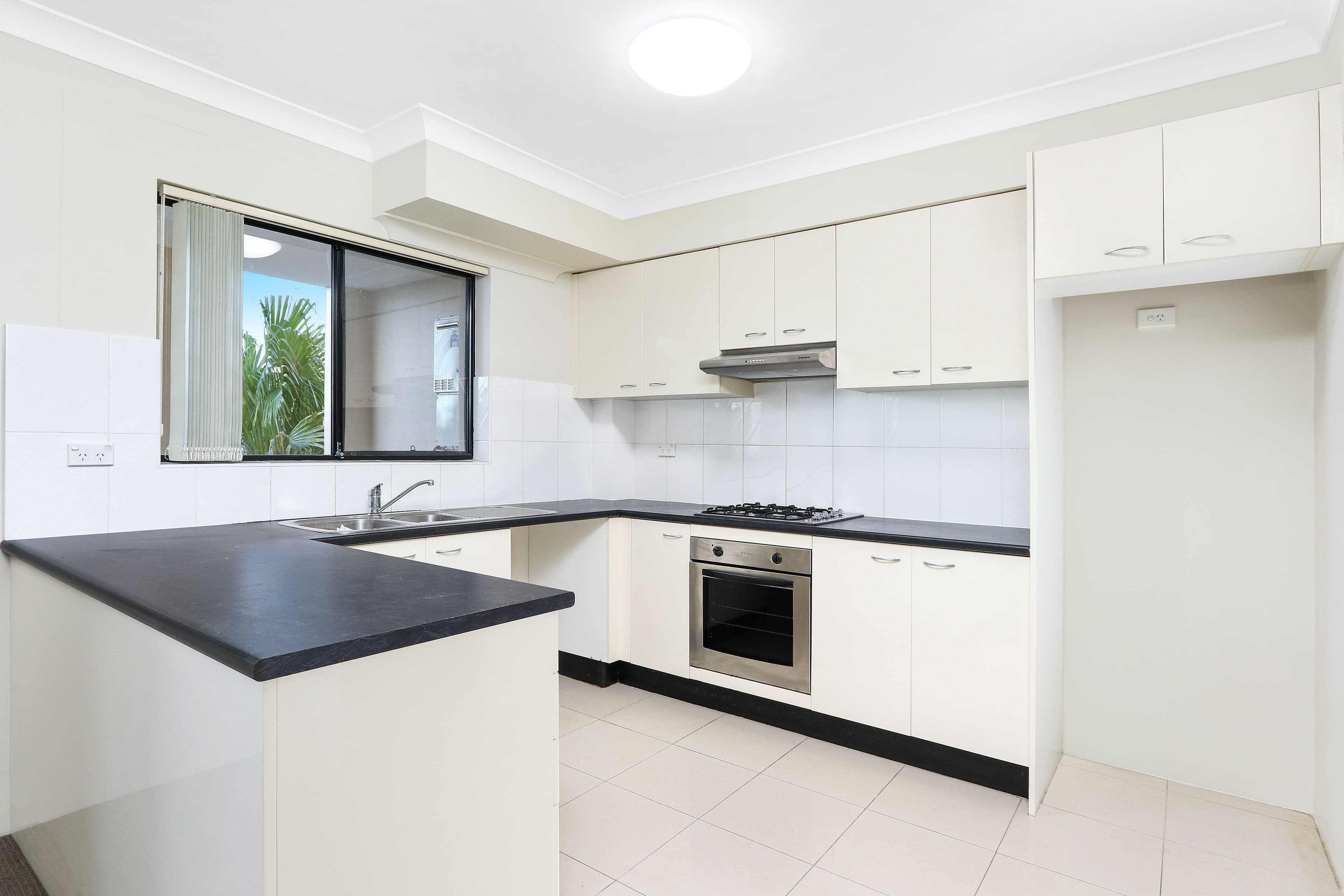 1 Finney Street, Hurstville NSW 2220, Hurstville - Thumbnail 3