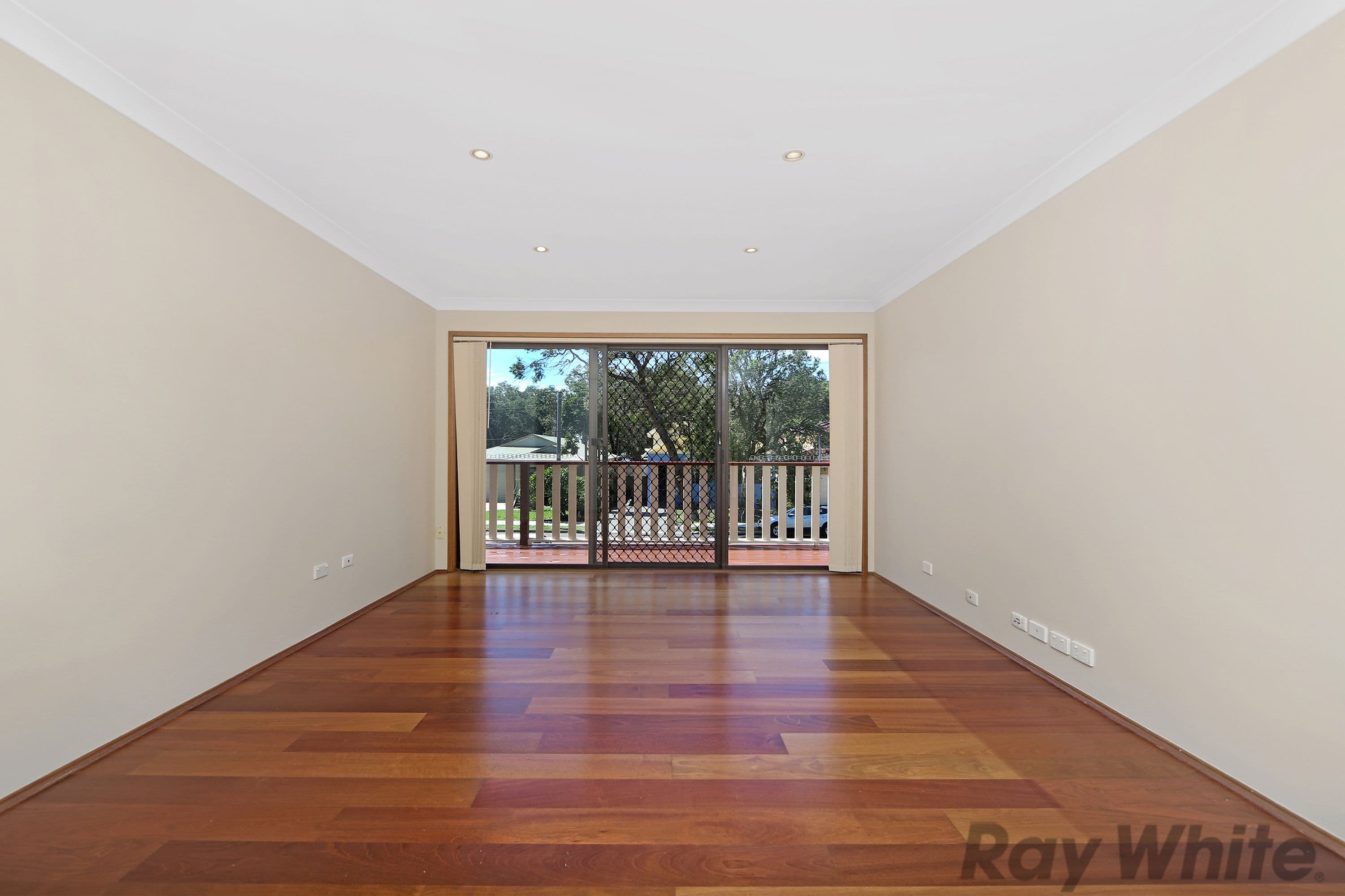 16 Sunrise Avenue, Budgewoi - Thumbnail 8