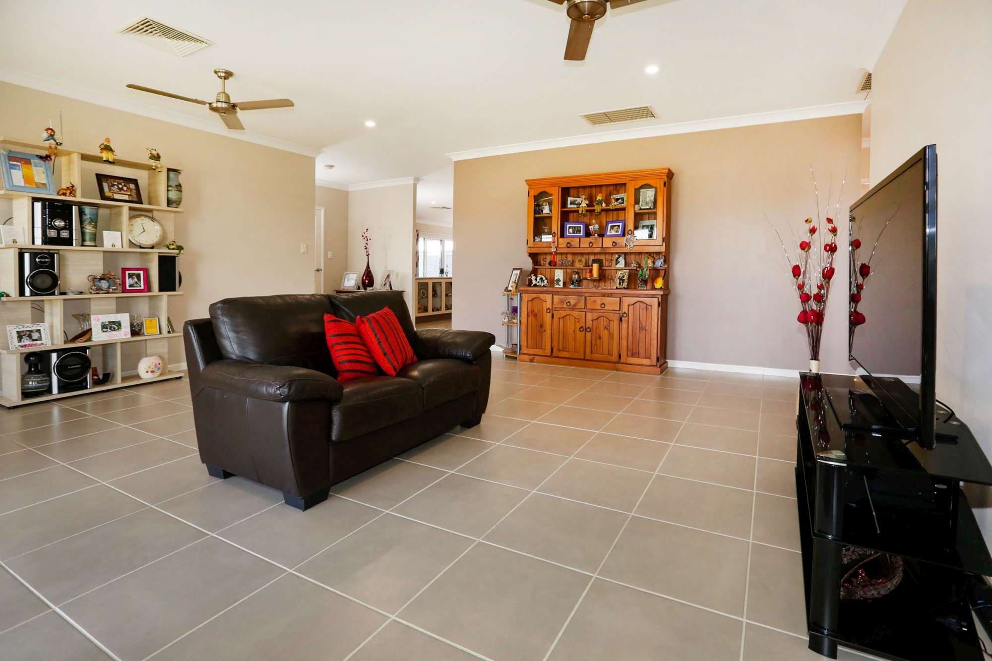 84 Tennessee Way, Kelso QLD 4815, Kelso - Thumbnail 5