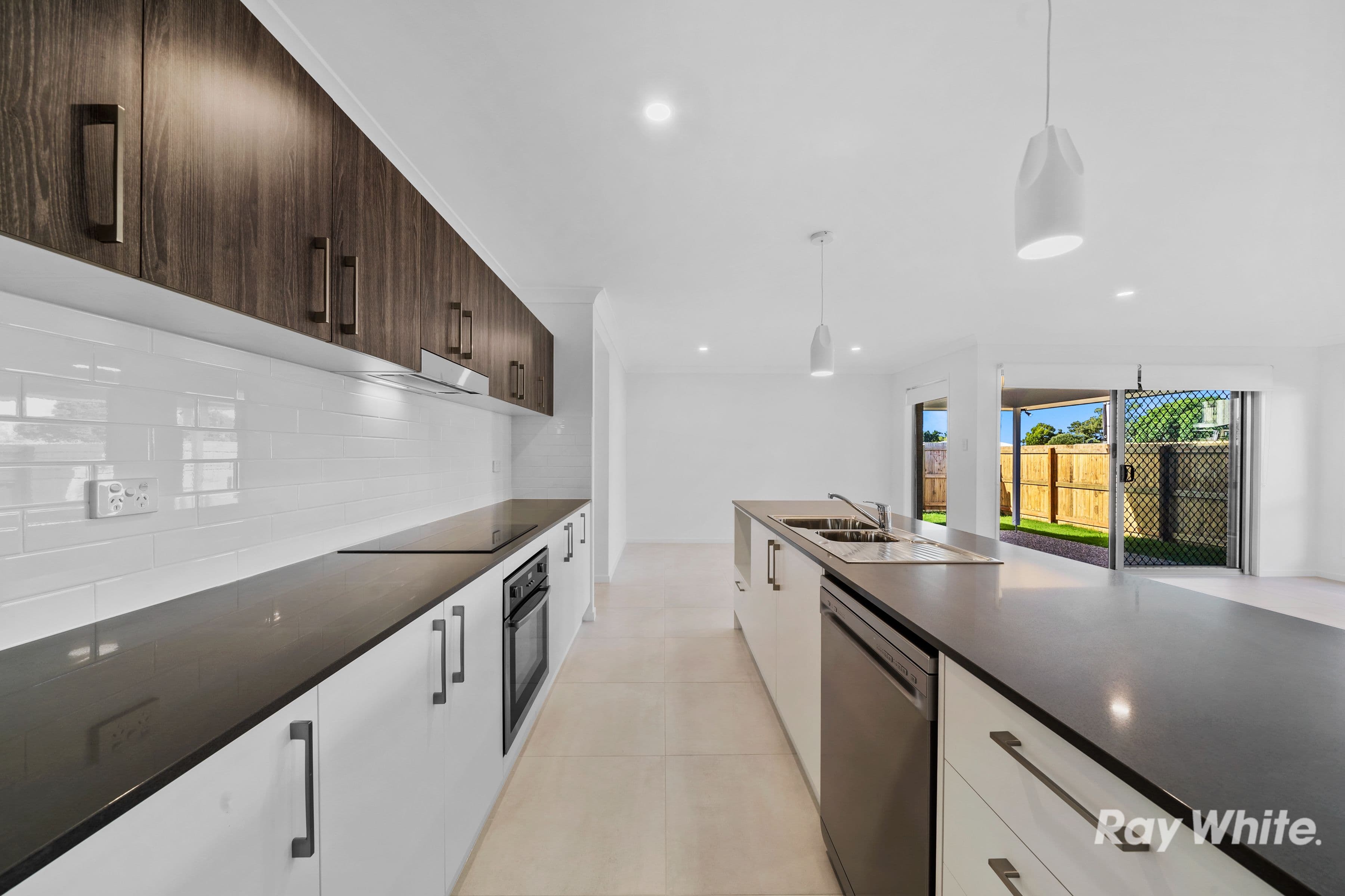 26 Vivienne Way, Marsden QLD 4132, Marsden - Thumbnail 2
