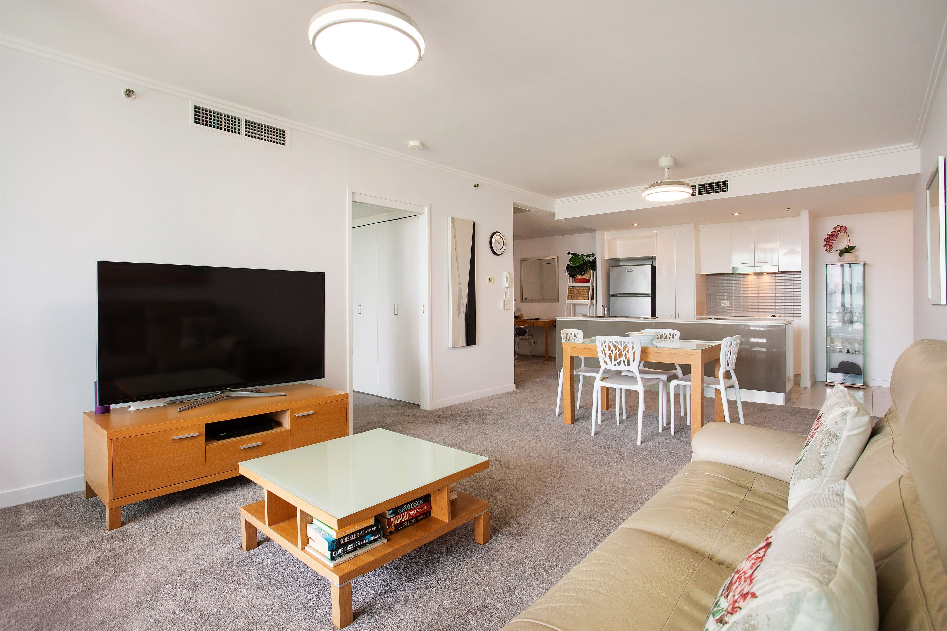 33 T E Peters Drive 'Freshwater Point', Broadbeach Waters QLD 4218, Broadbeach Waters - Thumbnail 8