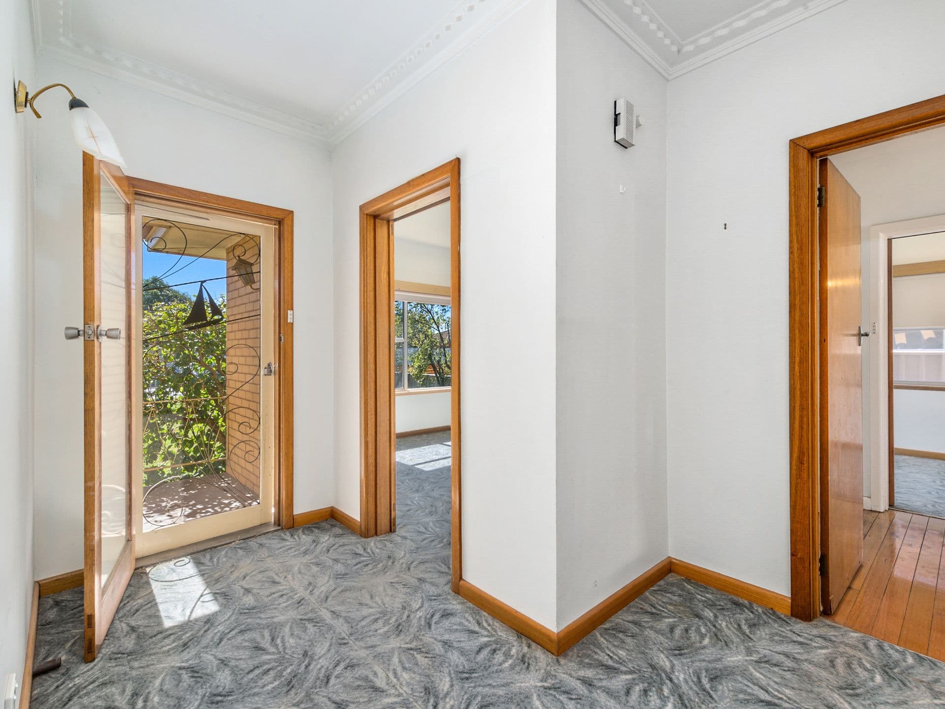 31 Dunlop Street, Yarrawonga VIC 3730, Yarrawonga - Thumbnail 2