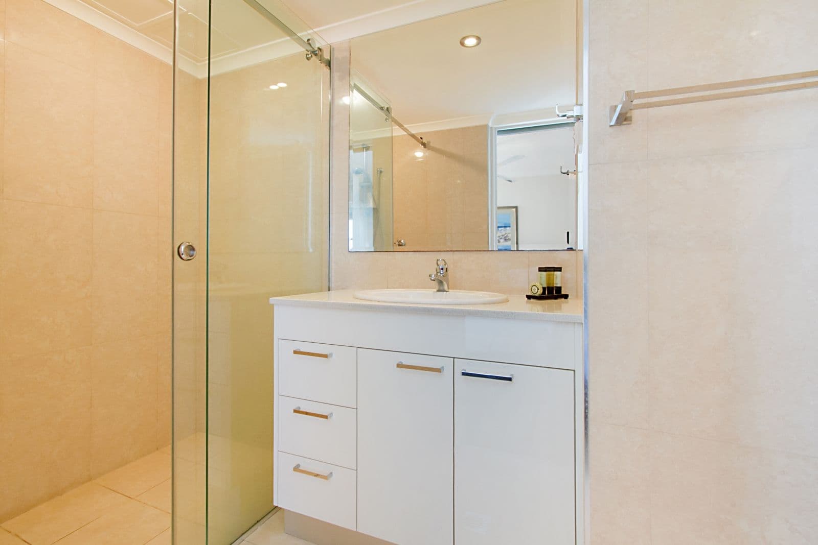 20E 'Beach Haven' 1 Albert Avenue, Broadbeach QLD 4218, Broadbeach - Thumbnail 7