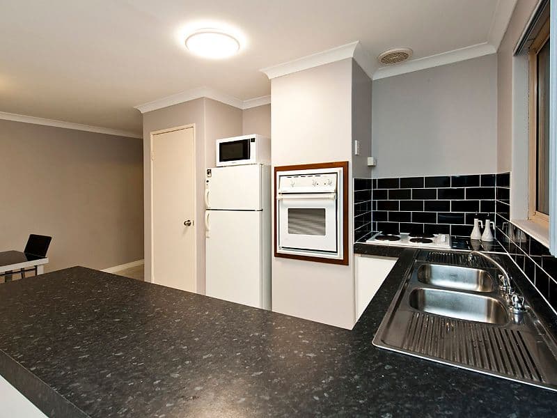 68 Coronata Drive, Warnbro WA 6169, Warnbro - Thumbnail 6