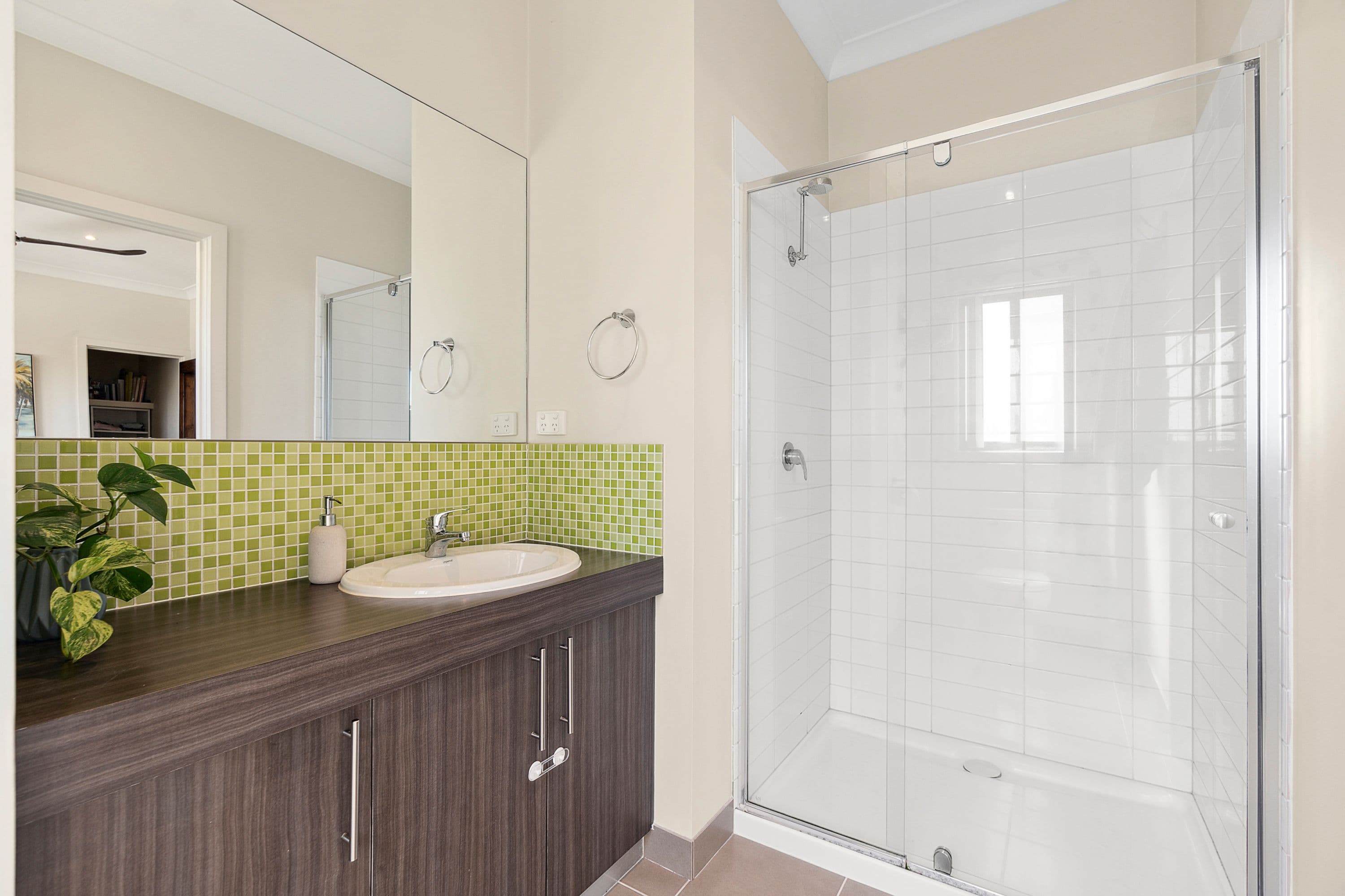 2-4 Benetti Drive, Lara VIC 3212, Lara - Thumbnail 4