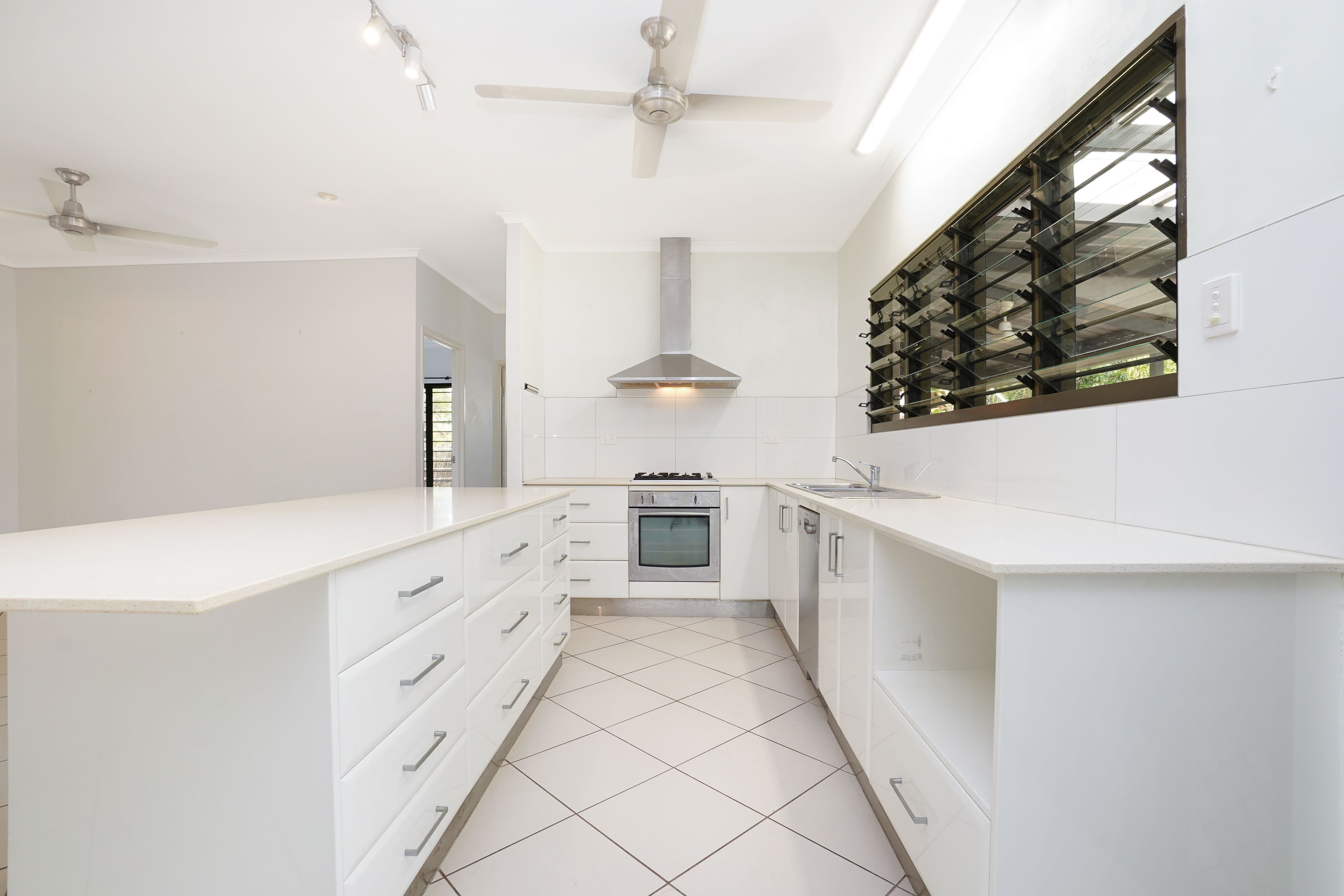 12 Helio Court, Woodroffe NT 0830, Woodroffe - Thumbnail 8