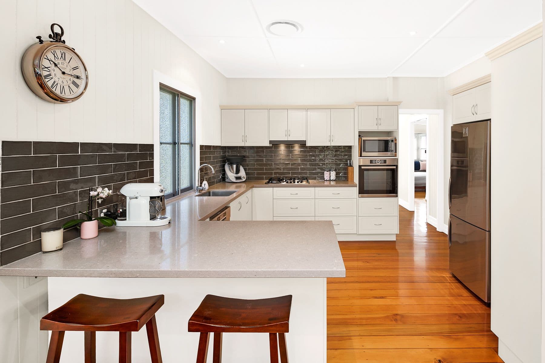 47 Eleventh Avenue, Kedron QLD 4031, Kedron - Thumbnail 2