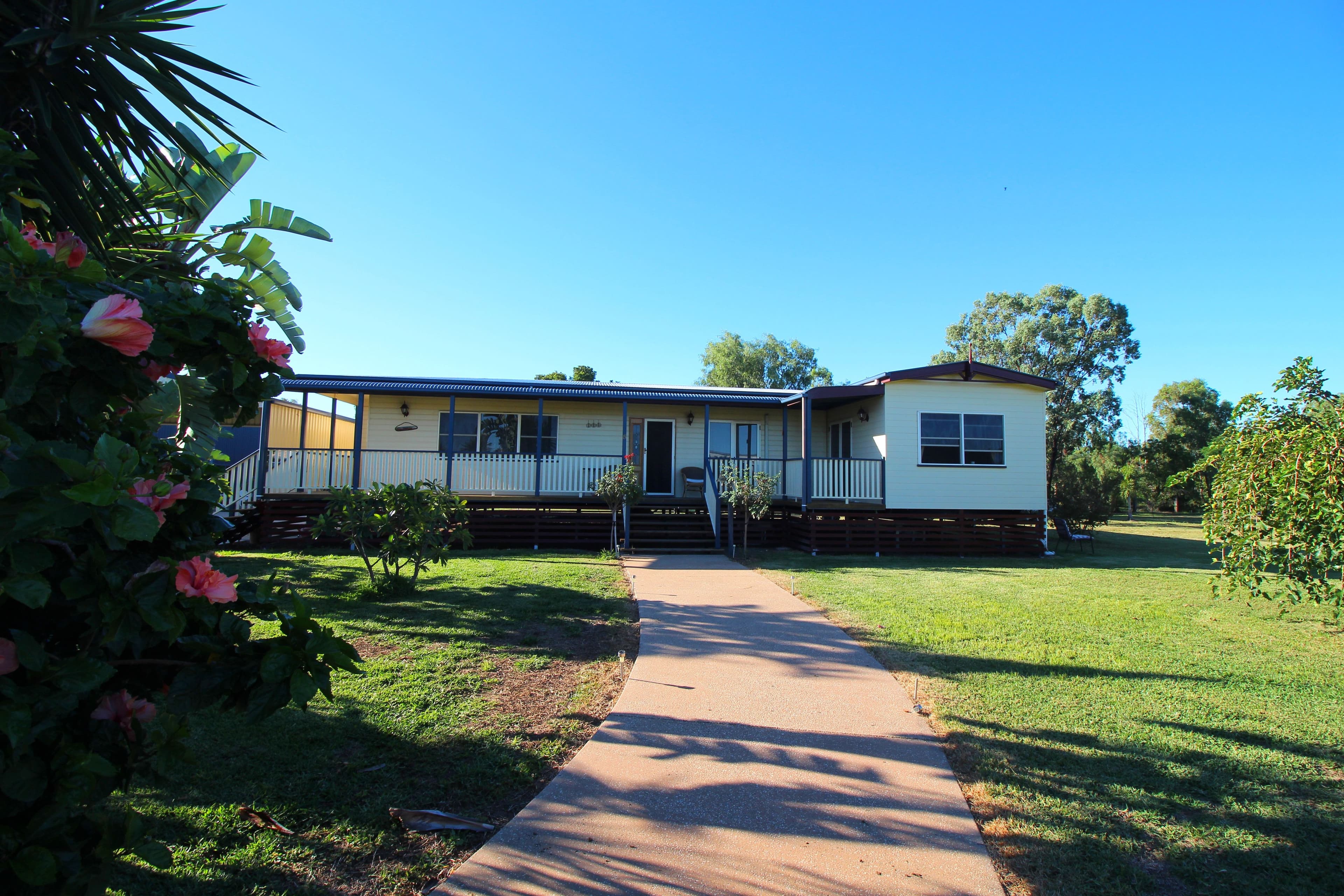 5 Margaret Place, Emerald QLD 4720, Emerald - Thumbnail 3