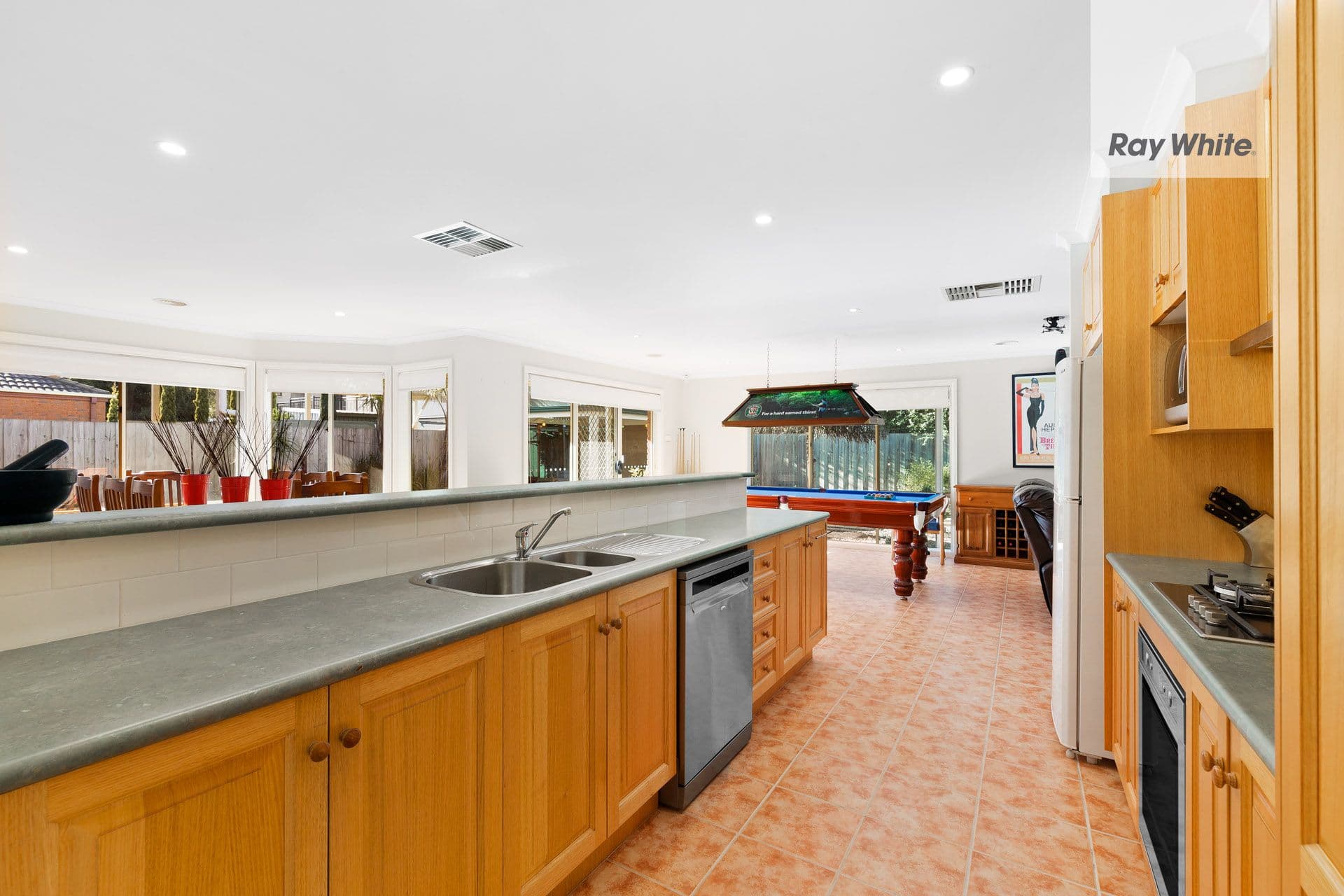 6 Rainer Road, South Morang VIC 3752, South Morang - Thumbnail 2
