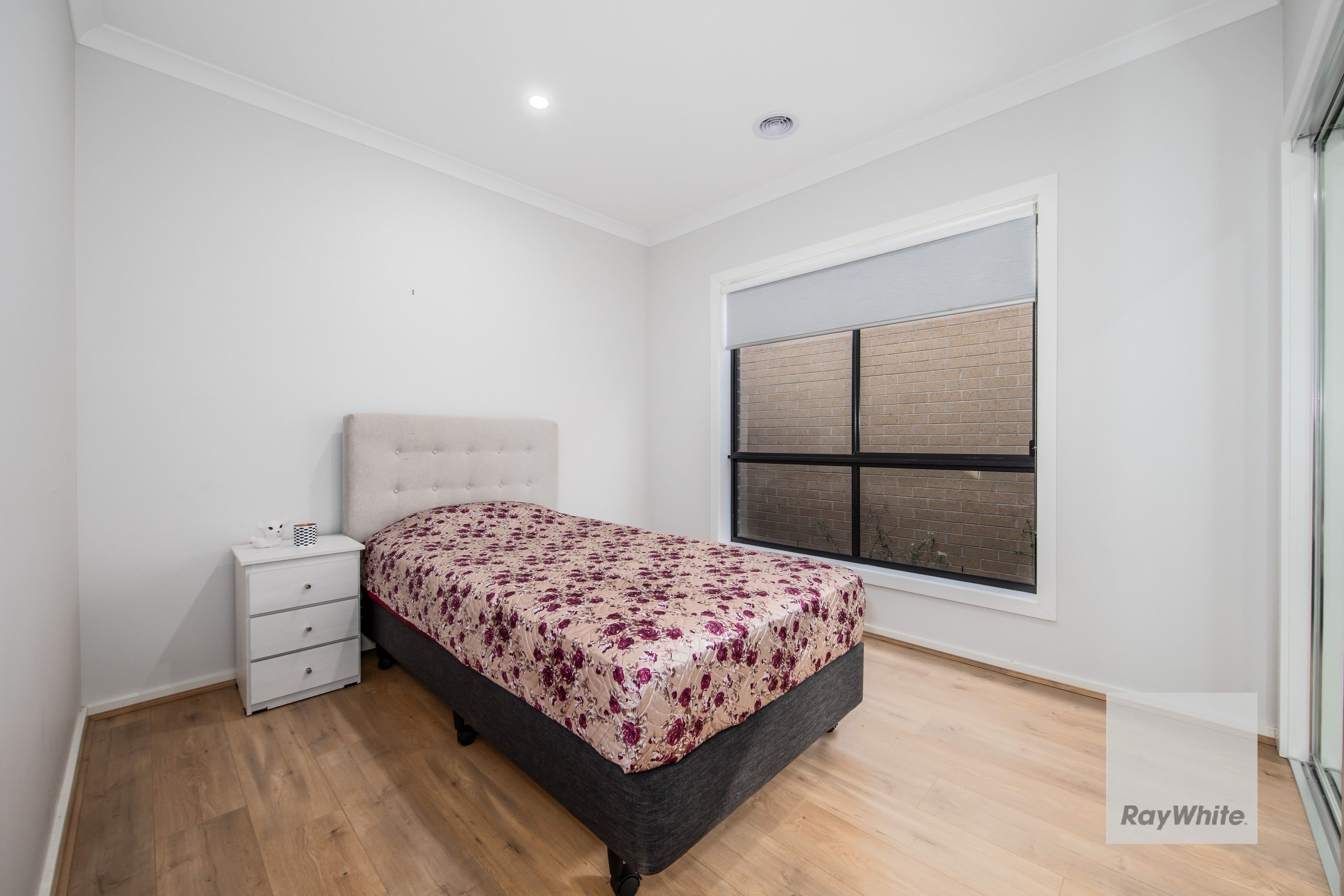 1 Taro Walk, Rockbank VIC 3335, Rockbank - Thumbnail 8