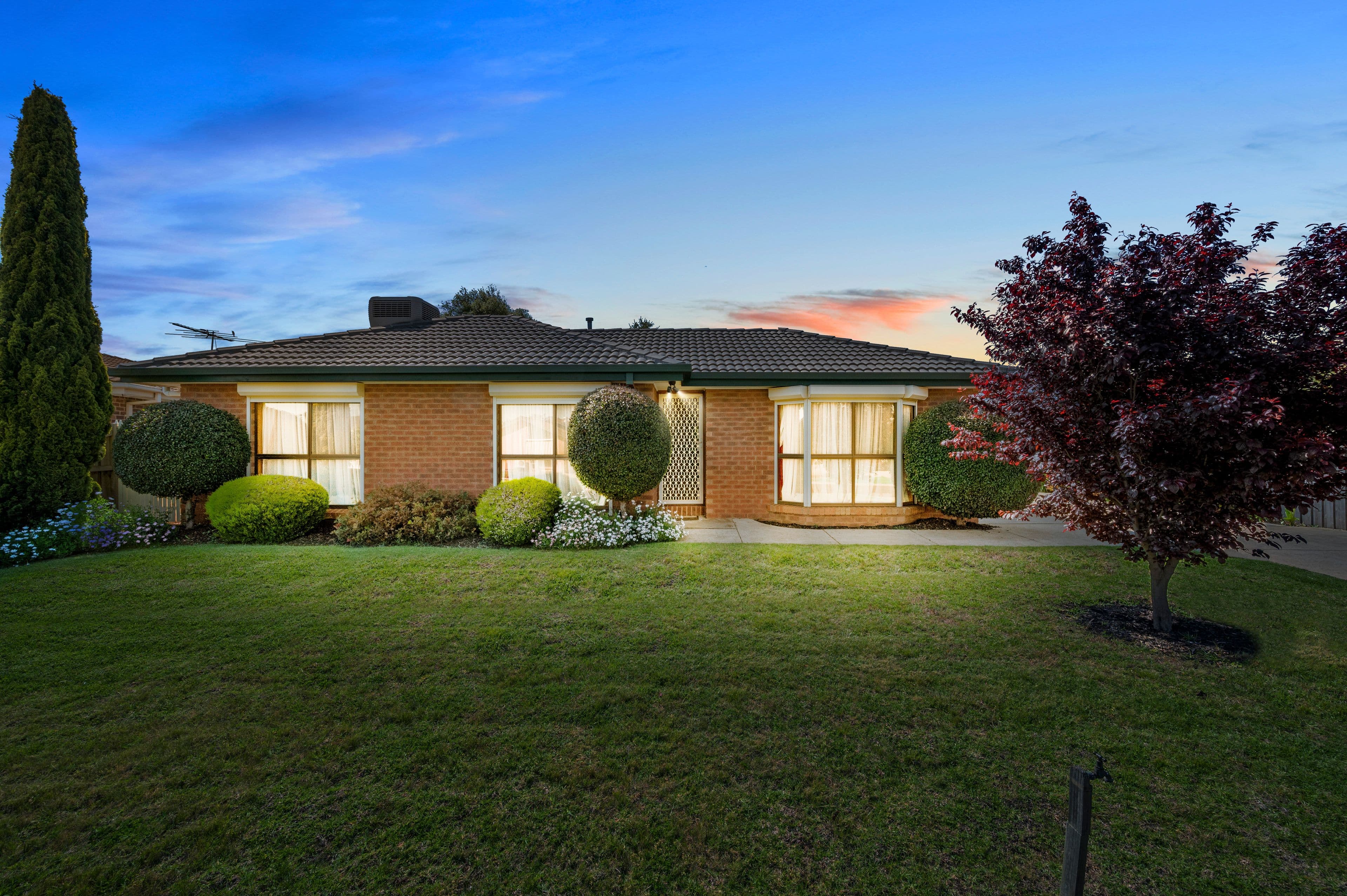 15 Roderick Drive, Kurunjang VIC 3337, Kurunjang - Thumbnail 2
