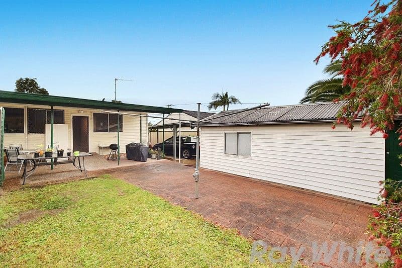 90 Brennon Road, Gorokan - Thumbnail 4