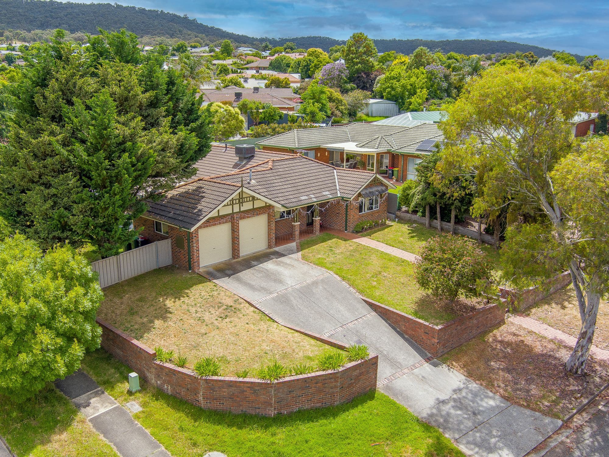 2 Highgrove Place, West Albury NSW 2640, West Albury - Image 1