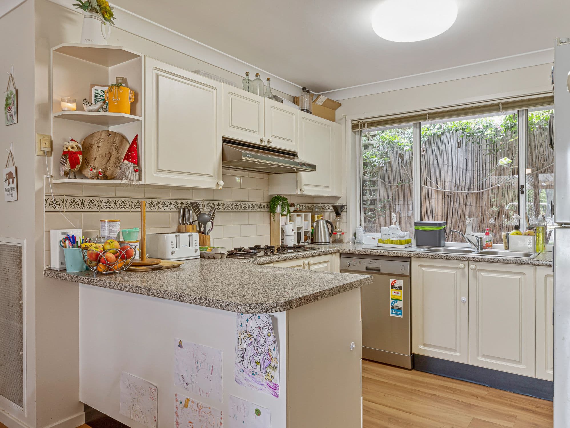 2 Highgrove Place, West Albury NSW 2640, West Albury - Thumbnail 2