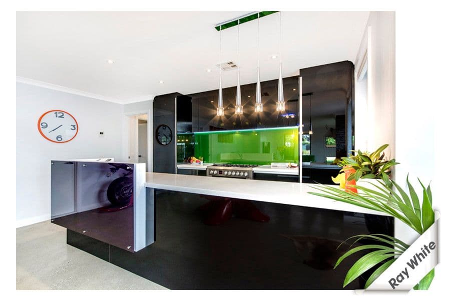19 Macfarlane Burnet Avenue, Macgregor ACT 2615, Macgregor - Thumbnail 3