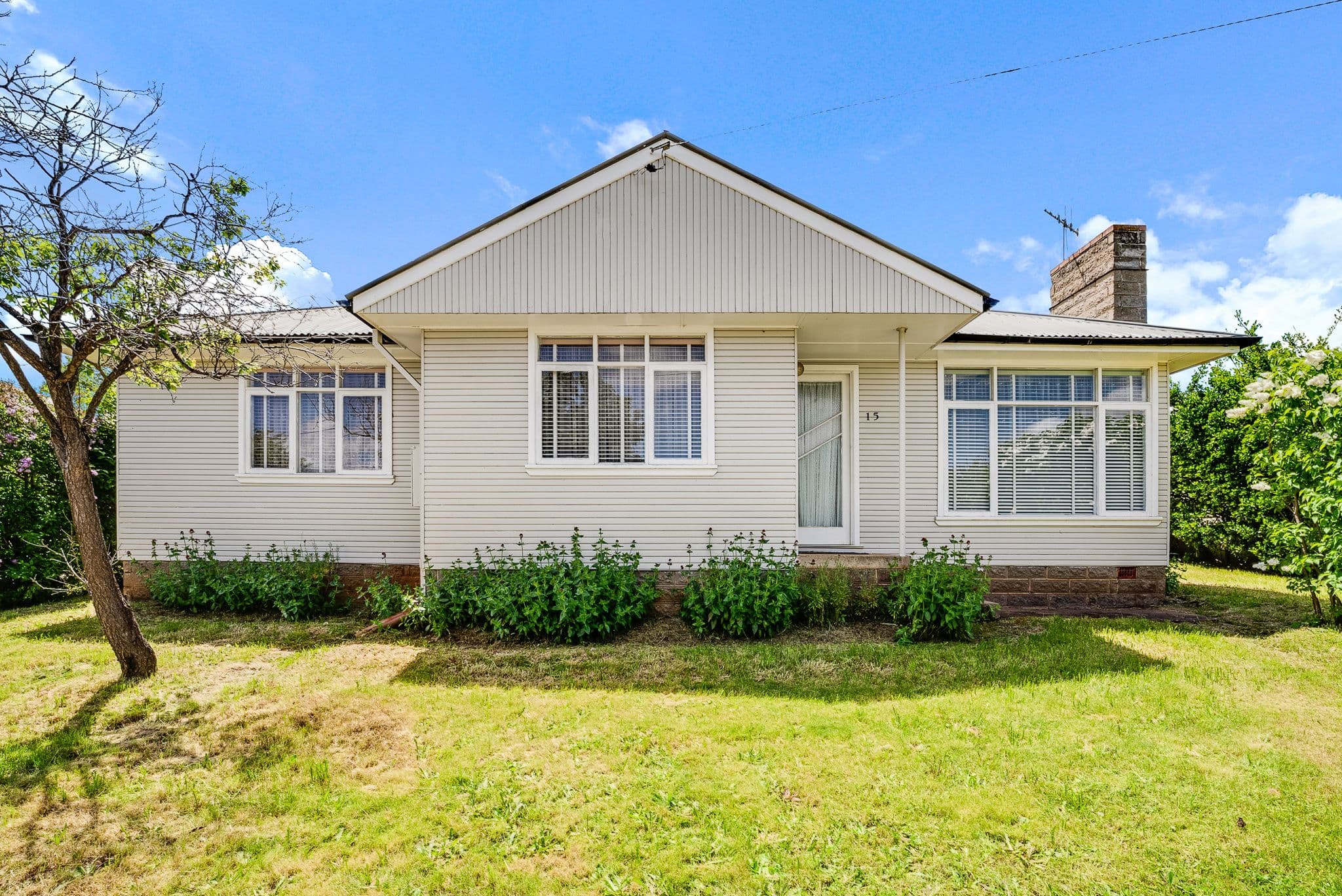 15 Druitt Street, Adaminaby NSW 2629, Adaminaby - Image 1