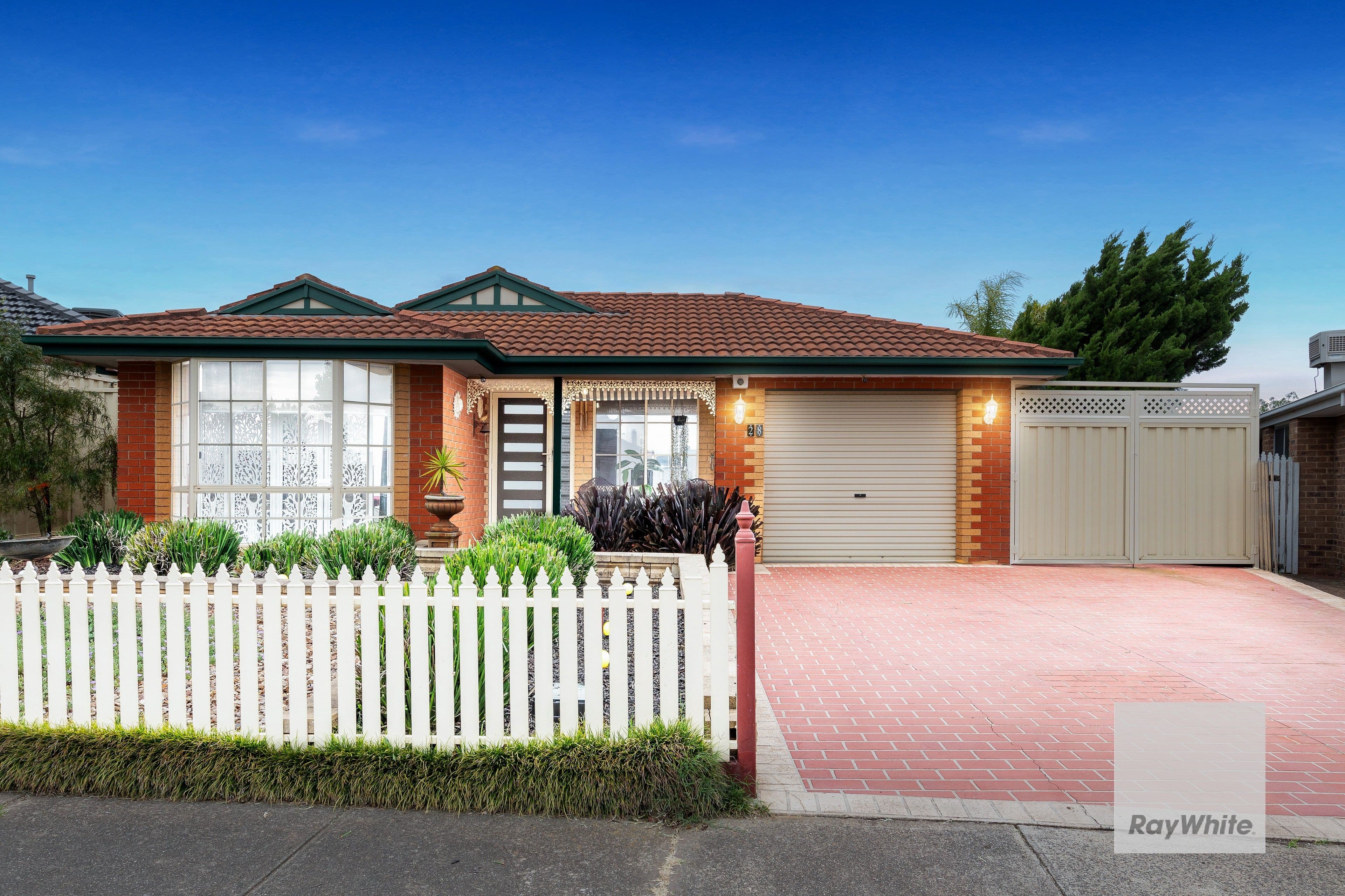 28 Sainsbury Avenue, Hillside VIC 3037, Hillside - Image 1